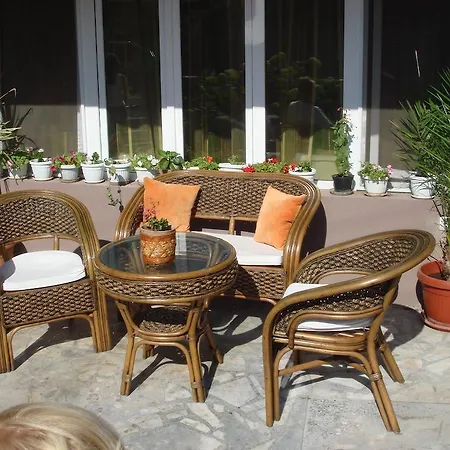 Hotel Venis House 3*