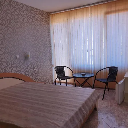 Venis House Hotel