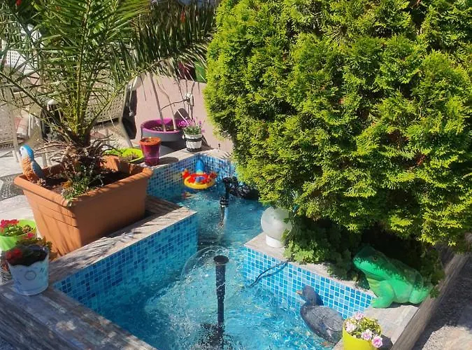 Venis House Hotel 3*